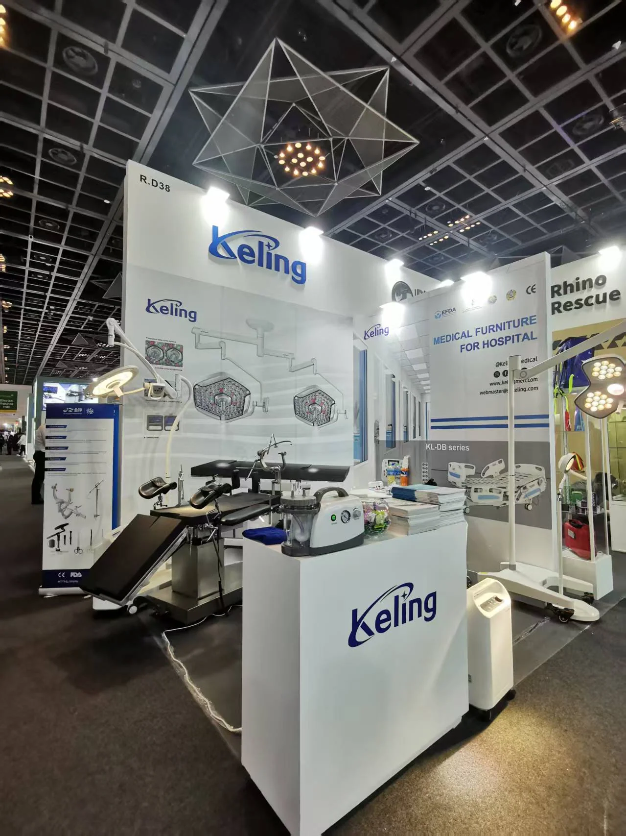 Keling Medical medical equipment display at Arab Health Dubai